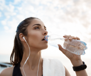 Estudio revela que la falta de agua aumenta los niveles de estrés Estudio revela que la falta de agua aumenta los niveles de estrés